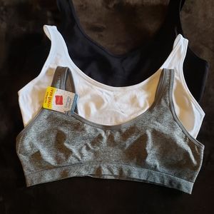 Hanes Girls Seamless Bras 3 pack